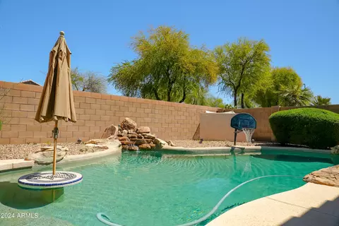 Exterior - 1710 E Tulsa St, Gilbert, AZ 85295 photo 5 of 10
