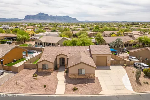 1047 N 113th Pl, Mesa, AZ 85207