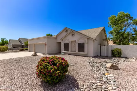2934 E Laurel St, Mesa, AZ 85213