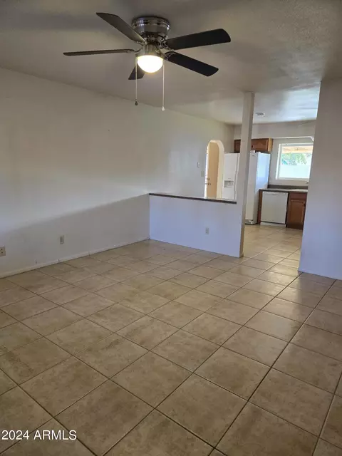 4408 N 79th Dr, Phoenix, AZ 85033 photo 2