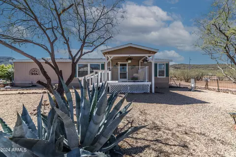 43201 N 14th St, New River, AZ 85087