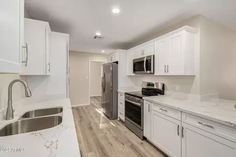 5909 E Colby St, Mesa, AZ 85205 photo 11