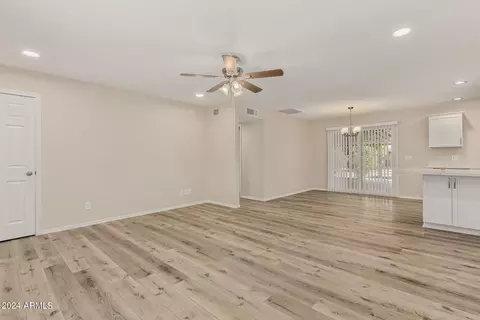 5909 E Colby St, Mesa, AZ 85205 photo 6
