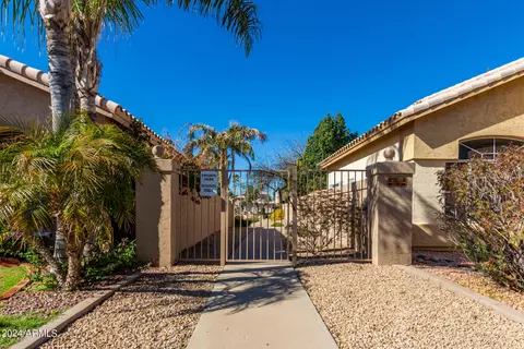 Exterior - 3445 E Topeka Dr, Phoenix, AZ 85050 photo 14 of 17