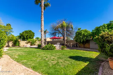 Exterior - 3445 E Topeka Dr, Phoenix, AZ 85050 photo 9 of 17