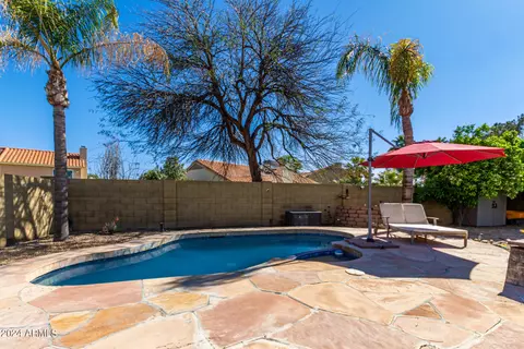Exterior - 3445 E Topeka Dr, Phoenix, AZ 85050 photo 12 of 17