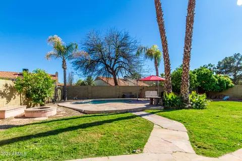 Exterior - 3445 E Topeka Dr, Phoenix, AZ 85050 photo 8 of 17
