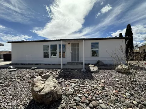 603 W Pony Express Ln, Benson, AZ 85602