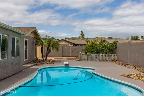 Exterior - 4816 E Capistrano Ave, Phoenix, AZ 85044 photo 8 of 15