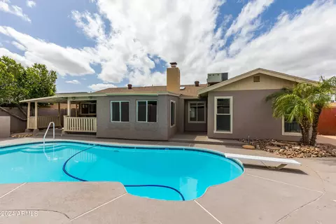 Exterior - 4816 E Capistrano Ave, Phoenix, AZ 85044 photo 12 of 15