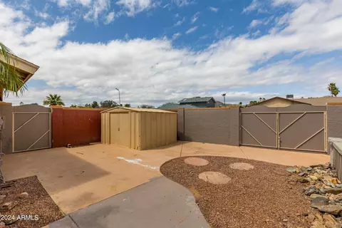 Exterior - 4816 E Capistrano Ave, Phoenix, AZ 85044 photo 14 of 15