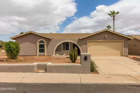 4816 E Capistrano Ave, Phoenix, AZ 85044