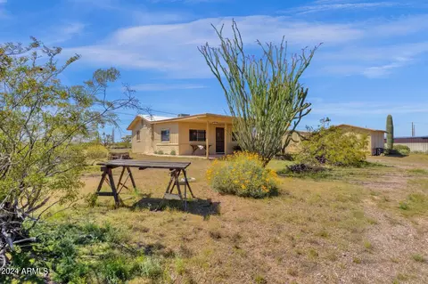 Exterior - 1275 N Arroya Rd, Apache Junction, AZ 85119 photo 7 of 17