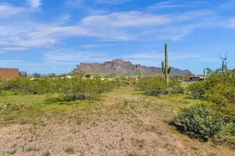 View/Area - 1275 N Arroya Rd, Apache Junction, AZ 85119 photo 3 of 39