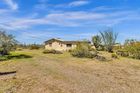 Exterior - 1275 N Arroya Rd, Apache Junction, AZ 85119 photo 14 of 17