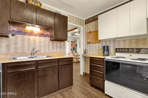 Kitchen - 1275 N Arroya Rd, Apache Junction, AZ 85119 photo 2 of 4