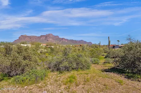 View/Area - 1275 N Arroya Rd, Apache Junction, AZ 85119 photo 7 of 39