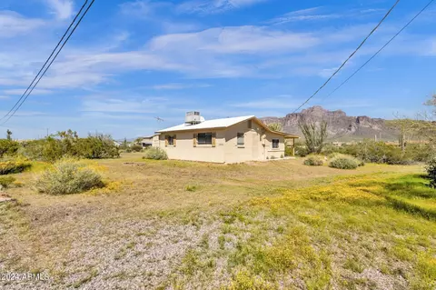 Exterior - 1275 N Arroya Rd, Apache Junction, AZ 85119 photo 5 of 17