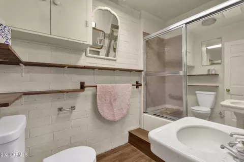Bath - 1275 N Arroya Rd, Apache Junction, AZ 85119 photo 2 of 2