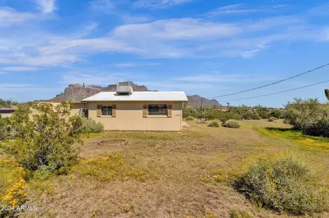 Exterior - 1275 N Arroya Rd, Apache Junction, AZ 85119 photo 4 of 17