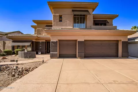 Exterior - 2718 E Claire Dr, Phoenix, AZ 85032 photo 17 of 49