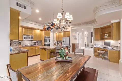 Kitchen - 2718 E Claire Dr, Phoenix, AZ 85032 photo 1 of 6
