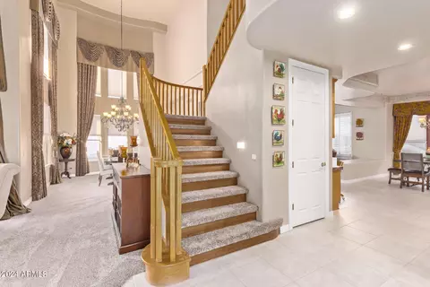 Entry Way - 2718 E Claire Dr, Phoenix, AZ 85032 photo 2 of 3