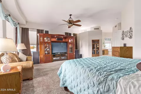 Bedroom - 2718 E Claire Dr, Phoenix, AZ 85032 photo 6 of 8
