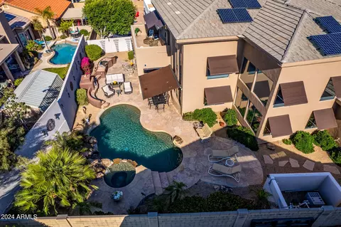 View/Area - 2718 E Claire Dr, Phoenix, AZ 85032 photo 5 of 9