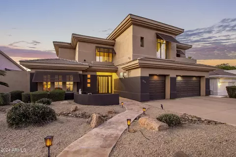 Exterior - 2718 E Claire Dr, Phoenix, AZ 85032 photo 8 of 49