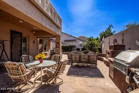 Exterior - 2718 E Claire Dr, Phoenix, AZ 85032 photo 37 of 49