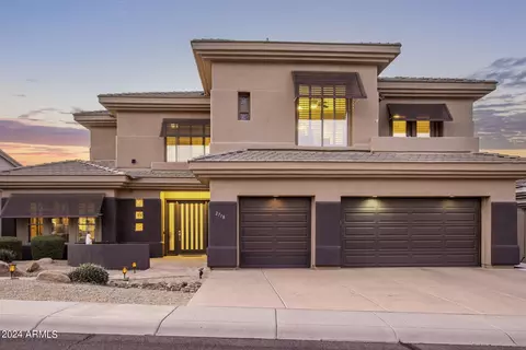 2718 E Claire Dr, Phoenix, AZ 85032