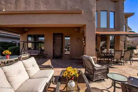 Exterior - 2718 E Claire Dr, Phoenix, AZ 85032 photo 34 of 49