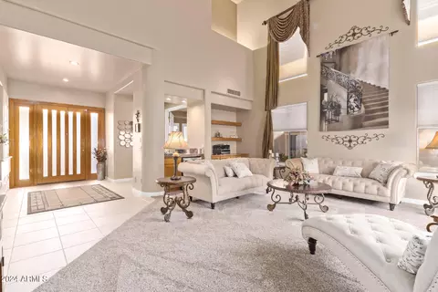 Living - 2718 E Claire Dr, Phoenix, AZ 85032 photo 2 of 7