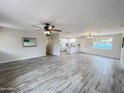 5348 W Mulberry Dr, Phoenix, AZ 85031