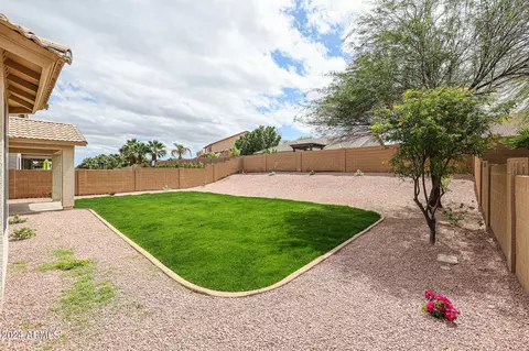 Exterior - 1825 E Beautiful Ln, Phoenix, AZ 85042 photo 8 of 8