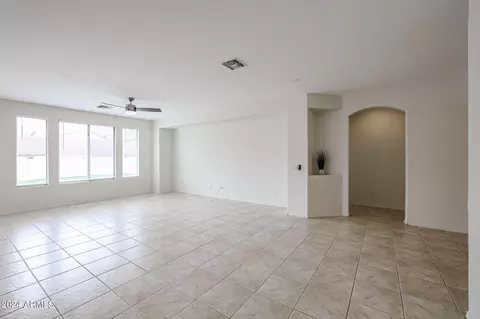 Living - 1825 E Beautiful Ln, Phoenix, AZ 85042 photo 1 of 2