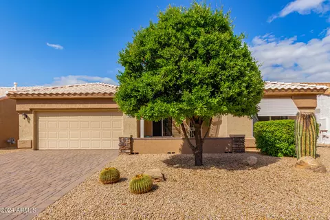 14237 W Colt Ln, Sun City West, AZ 85375