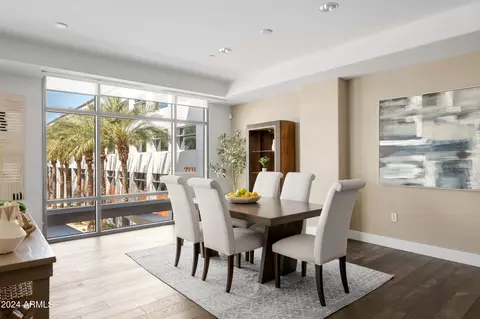 Dining - 2211 E Camelback Rd #301, Phoenix, AZ 85016 photo 3 of 6
