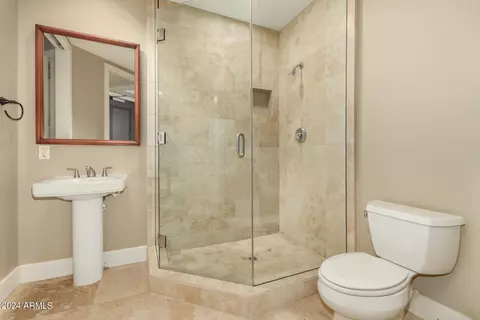 Bath - 2211 E Camelback Rd #301, Phoenix, AZ 85016 photo 5 of 5
