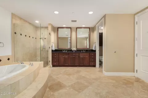 Bath - 2211 E Camelback Rd #301, Phoenix, AZ 85016 photo 1 of 5