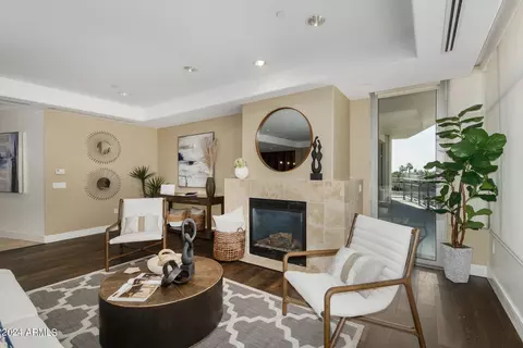 Living - 2211 E Camelback Rd #301, Phoenix, AZ 85016 photo 4 of 5