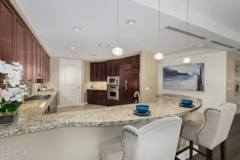Other - 2211 E Camelback Rd #301, Phoenix, AZ 85016 photo 3 of 12