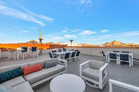 Exterior - 2211 E Camelback Rd #301, Phoenix, AZ 85016 photo 9 of 14