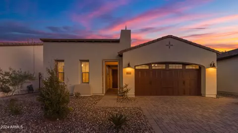 621 E Las Puertas Ln, Queen Creek, AZ 85140