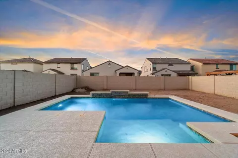 Exterior - 8920 W Marshall Ave, Glendale, AZ 85305 photo 4 of 5