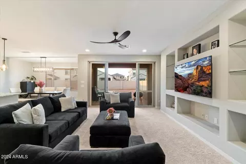 Living - 8920 W Marshall Ave, Glendale, AZ 85305 photo 2 of 5
