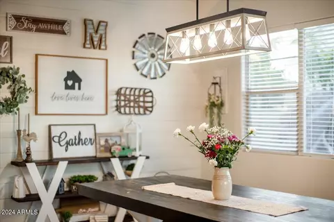 Dining - 3762 E Sagebrush St, Gilbert, AZ 85296 photo 2 of 6