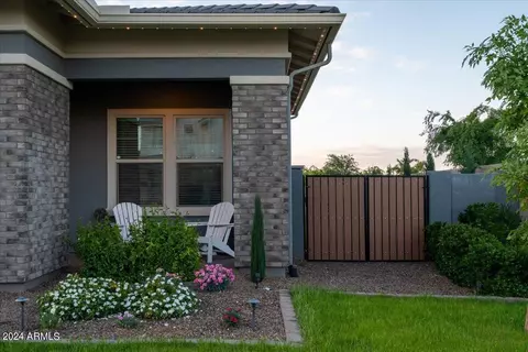 Exterior - 3762 E Sagebrush St, Gilbert, AZ 85296 photo 2 of 16