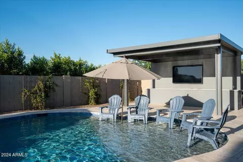 Exterior - 3762 E Sagebrush St, Gilbert, AZ 85296 photo 9 of 16